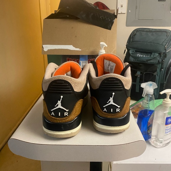 Jordan 3 desert elephant - Picture 2 of 6